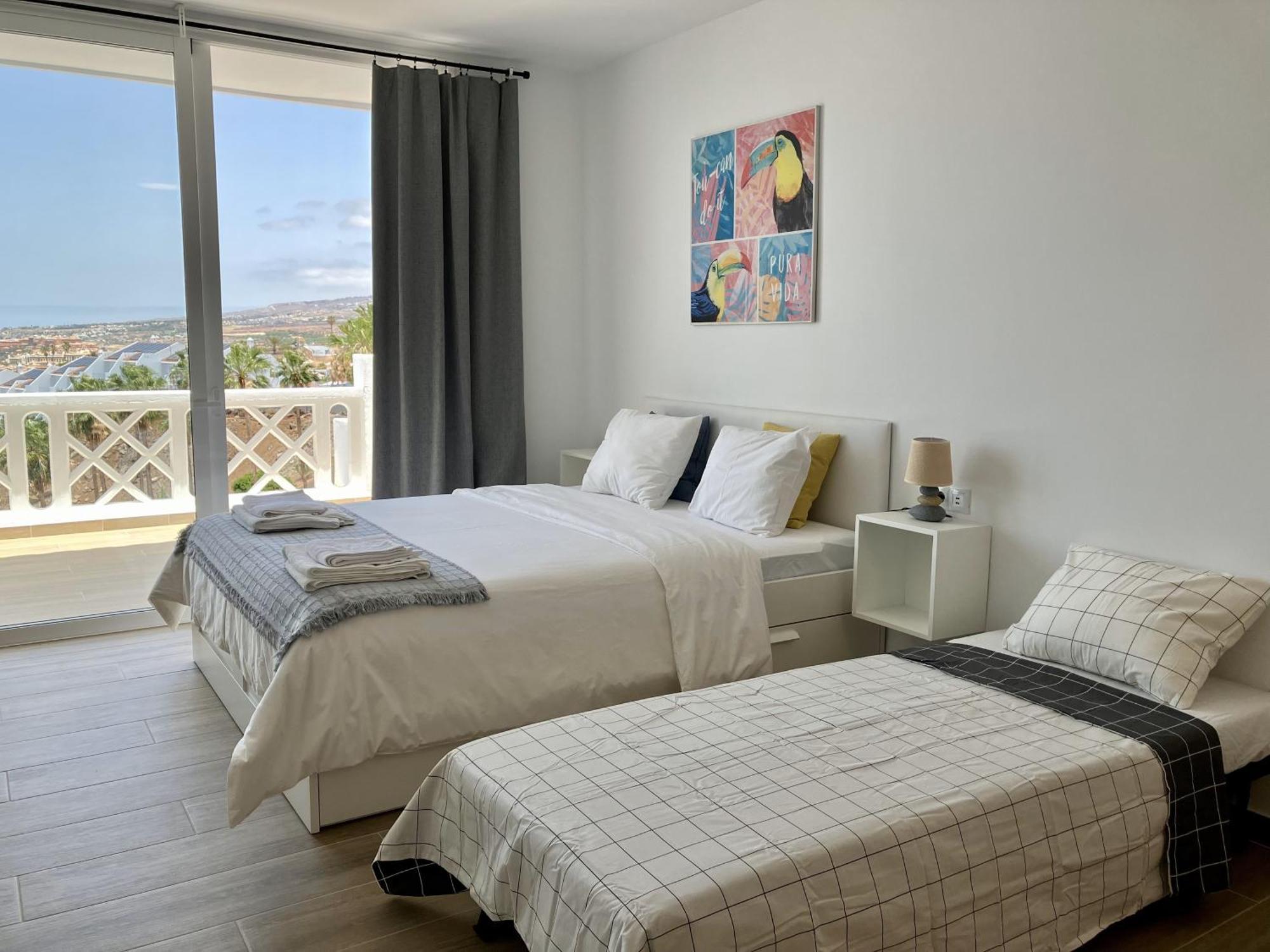 Costa Adeje - Modern Apartment With Terrace Views Of Ocean & Sunset Zewnętrze zdjęcie